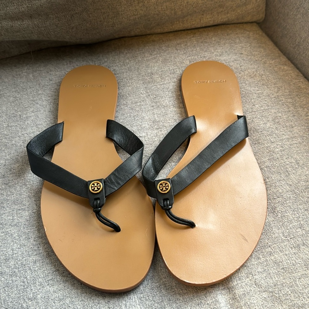Tory Burch Leather Strap Classic Flip-Flop (10)